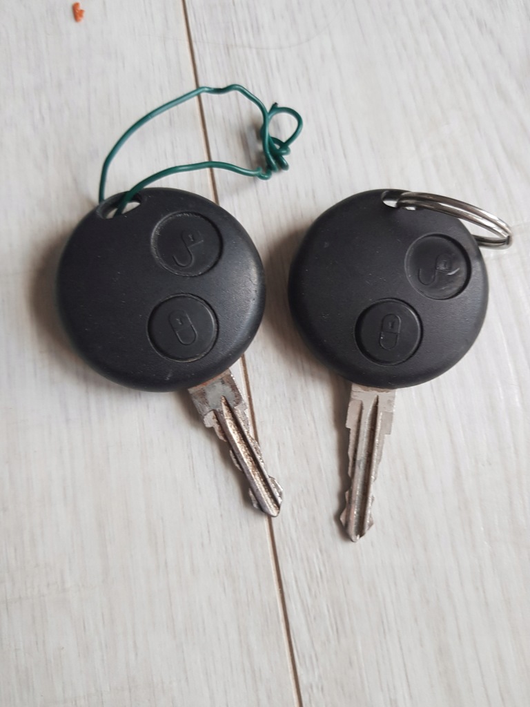 фото №3, Smart fortwo forfour ключ pilot 2 кнопки