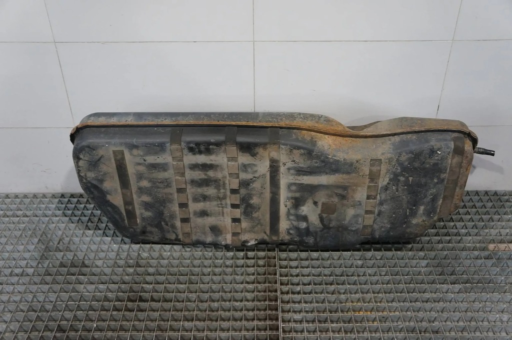 фото №1, Bak бак пального дизель jeep commander xk 3.0 crd