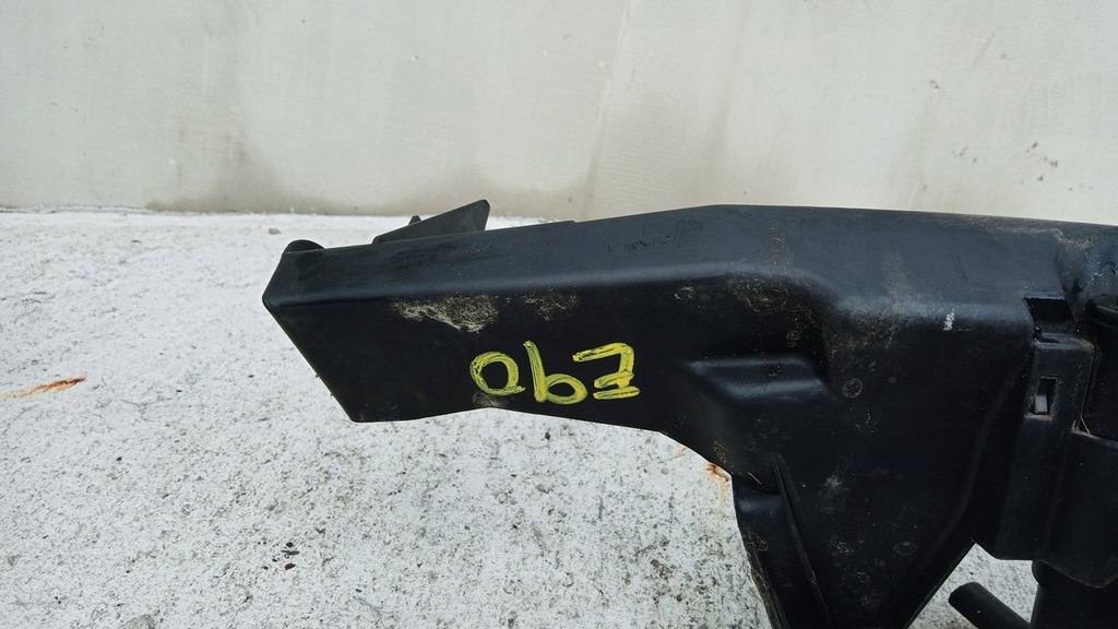 фото №8, Bmw 3 e90 кронштейн направляющая лампы левый 229 449 11