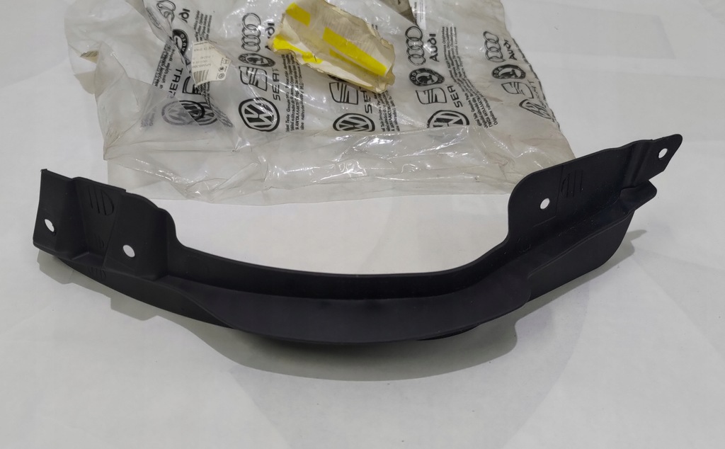 фото №1, Бризковик підкрилок лівий перед оригінал 5p0853887 seat leon ii lift 10 -