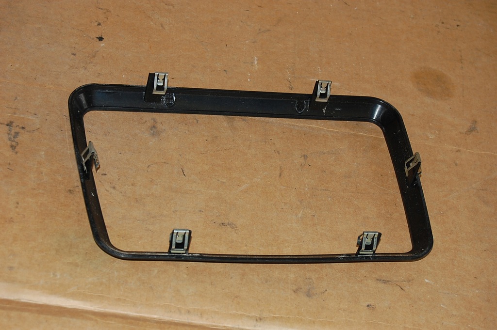 фото №4, Рамка радио решётка dekor ligier js50 microcar due 2014r