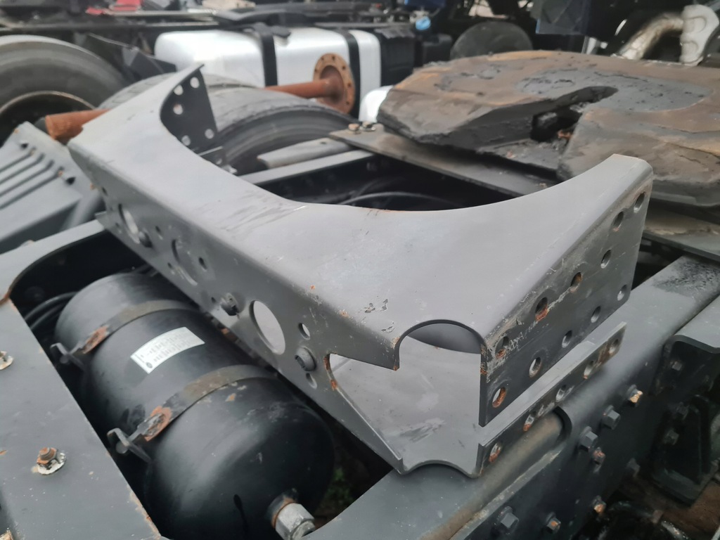 фото №3, Балка поперечина рами задня renault gama t range volvo fh 4 fm 4