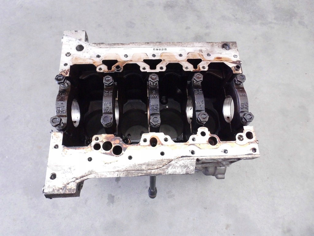 фото №13, Блок двигателя passat b6 altea octavia a3 8p 2.0fsi