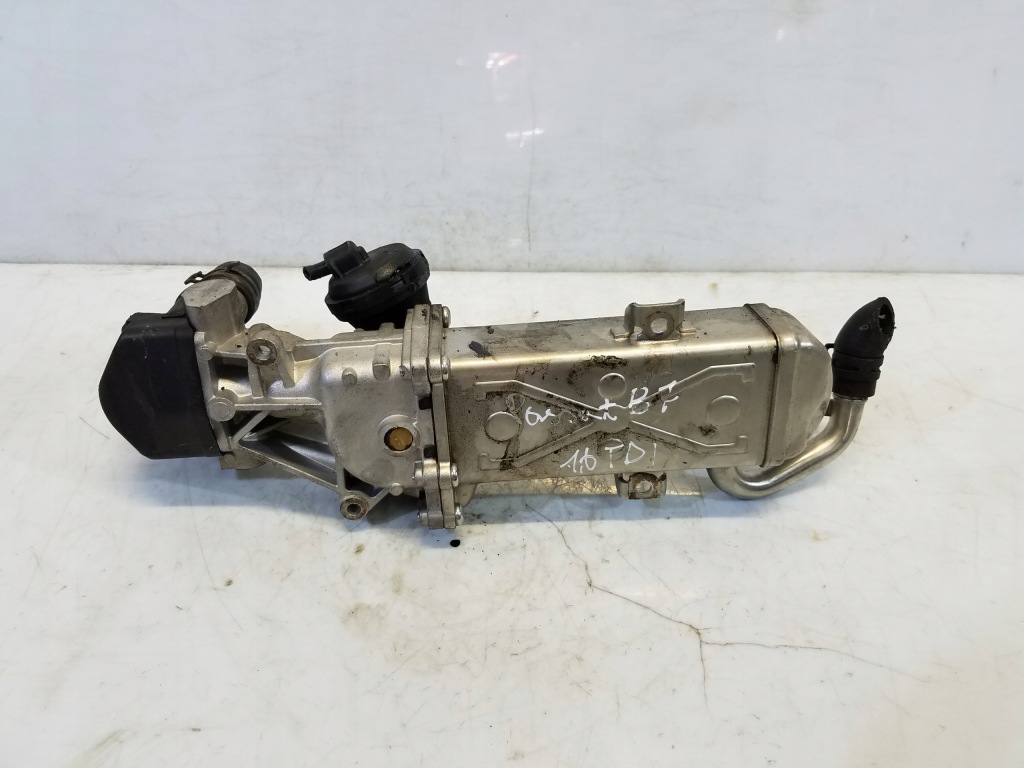 фото №1, Радиатор клапан egr vw passat b7 1.6 tdi