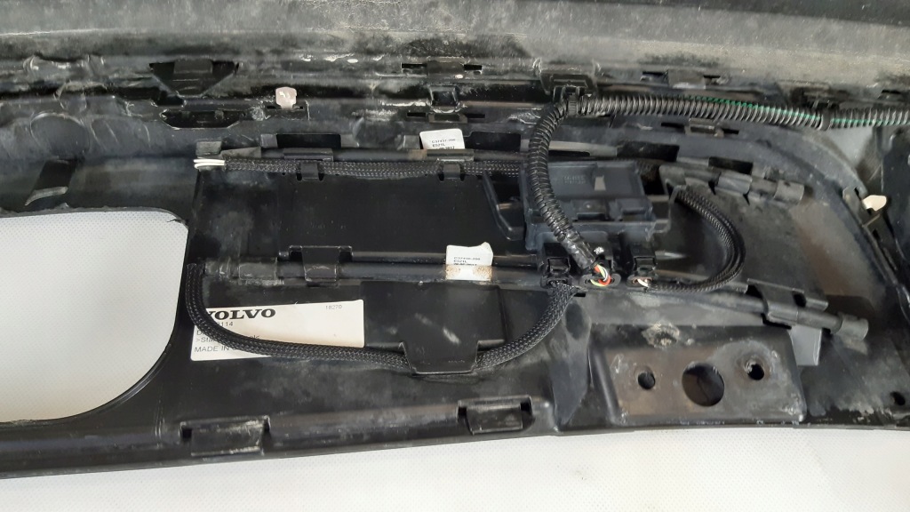 фото №12, Volvo xc40 бампер задня 019