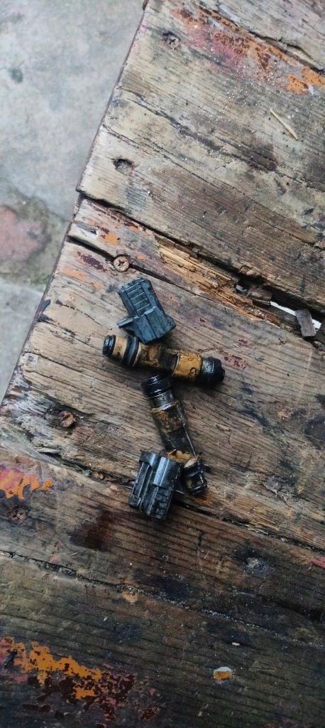 фото №1, Subaru legacy outback 2.5 10- форсунка інжектор