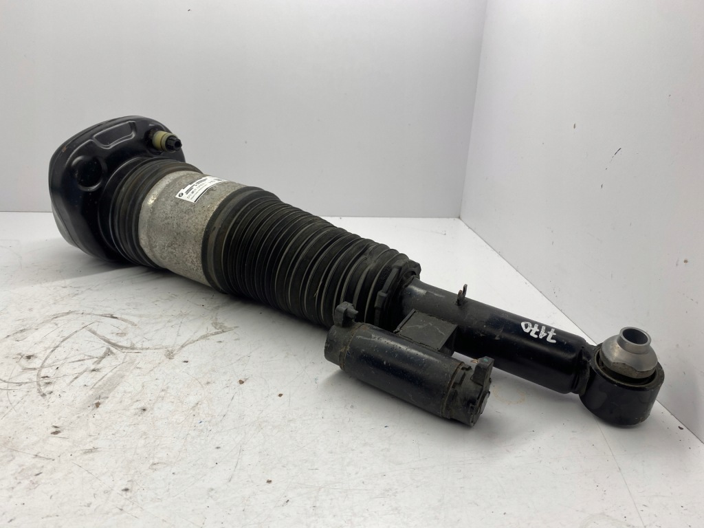 фото №4, Bmw 7 g11 g12 амортизатор правый задняя r308617172