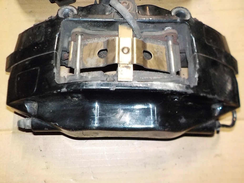 фото №5, Суппорты тормозные перед задняя audi r8 4.2 v8 420615106a