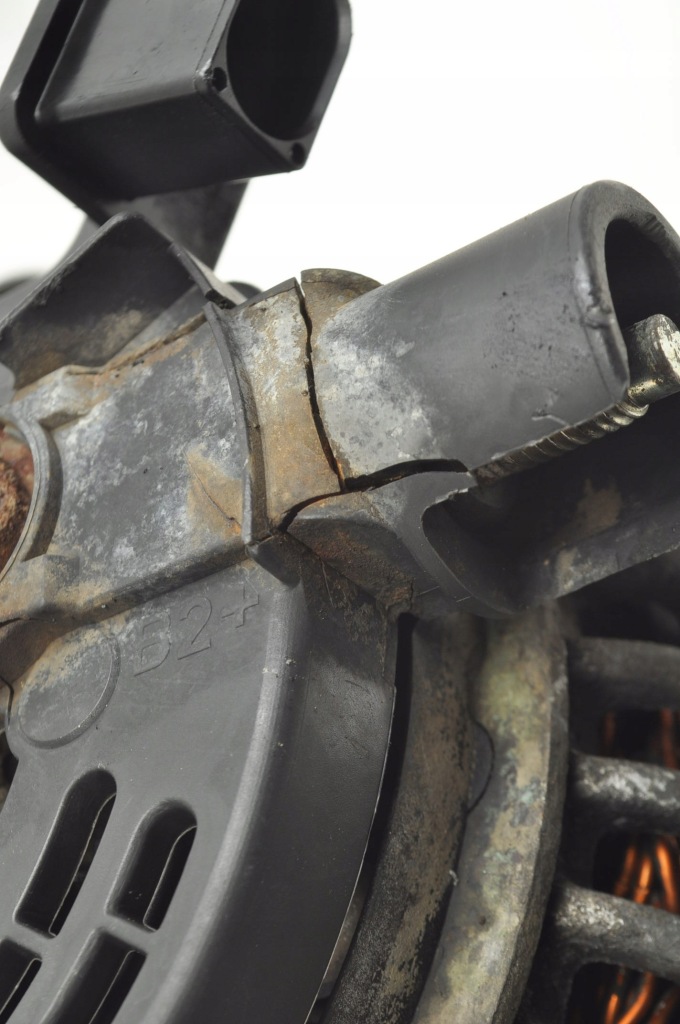 Mercedes w211 2.2 cdi генератор 0124625002 Доставка