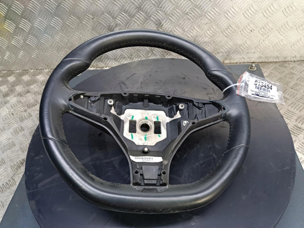 фото №1, Tesla model s повітропровід шкіра czarna