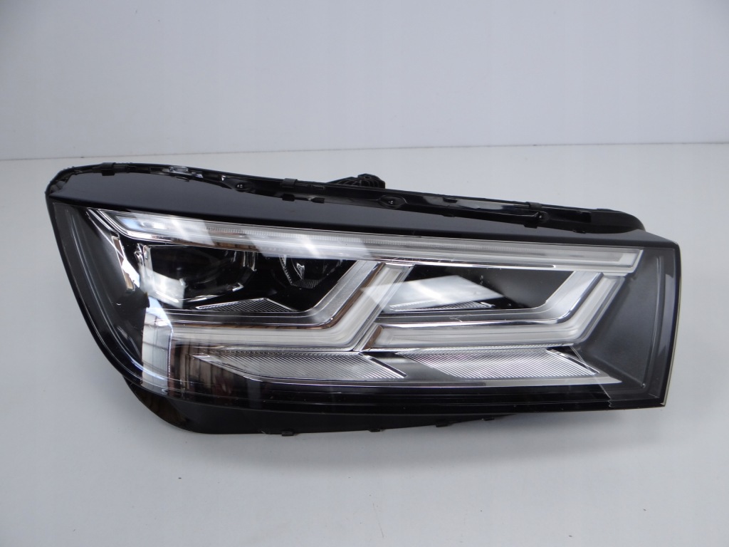 фото №1, Audi sq5 q5 лампа full led права matrix 80a941036