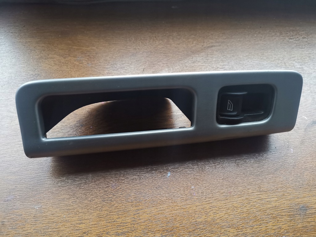 фото №1, Volvo s40 v50 переключатель окон панель блок управления