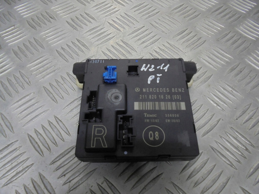 фото №1, Модуль двері правий задня mercedes w211 2118201626