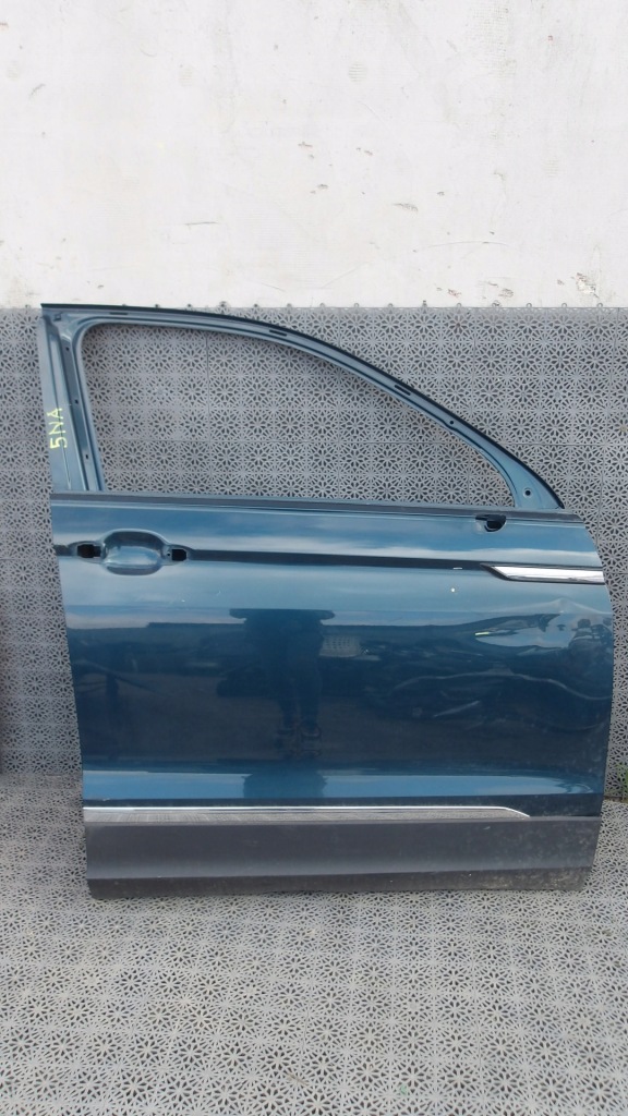 Купити Двері праве передні vw tiguan ii 5na