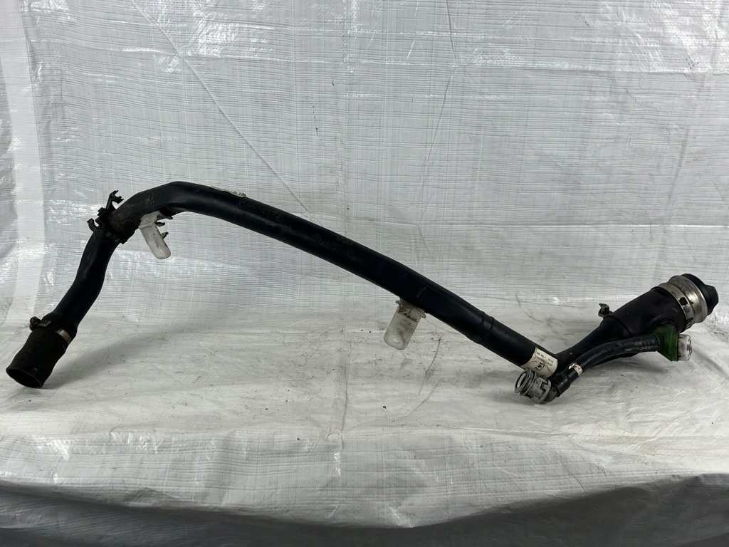 Bmw 5 g30 труба трубка шланг заливна горловина пального 7353911 Зі Шроту