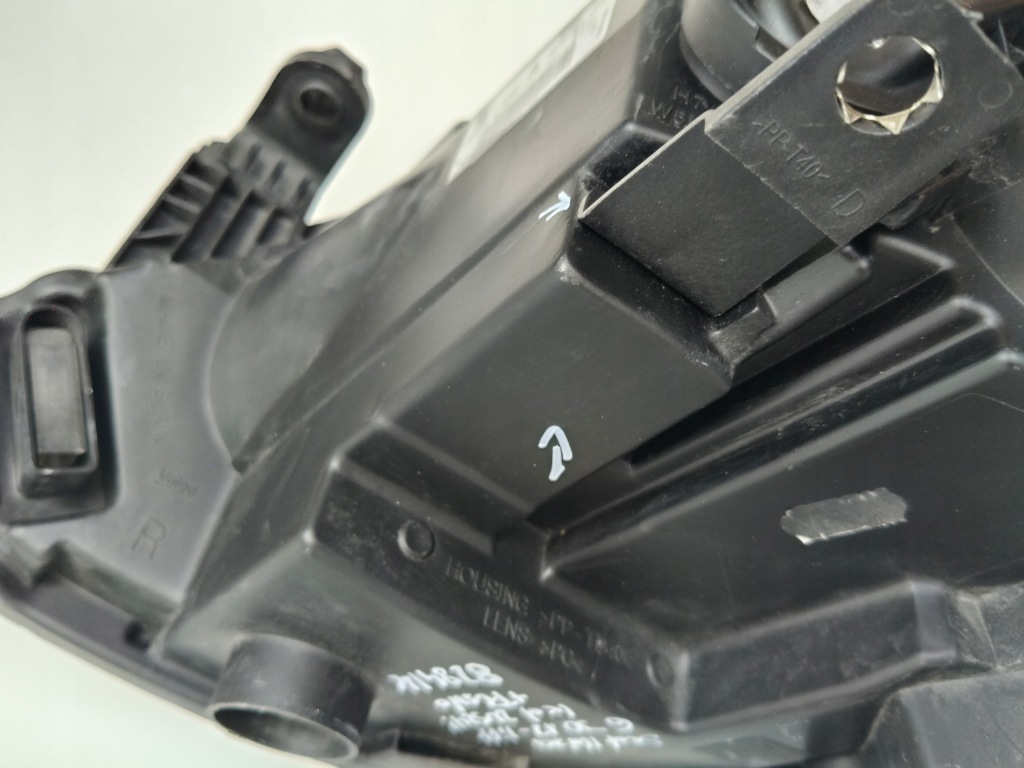 Фара правий фара seat ibiza 6j 6j0 12-16 рестайлінг  led Київ