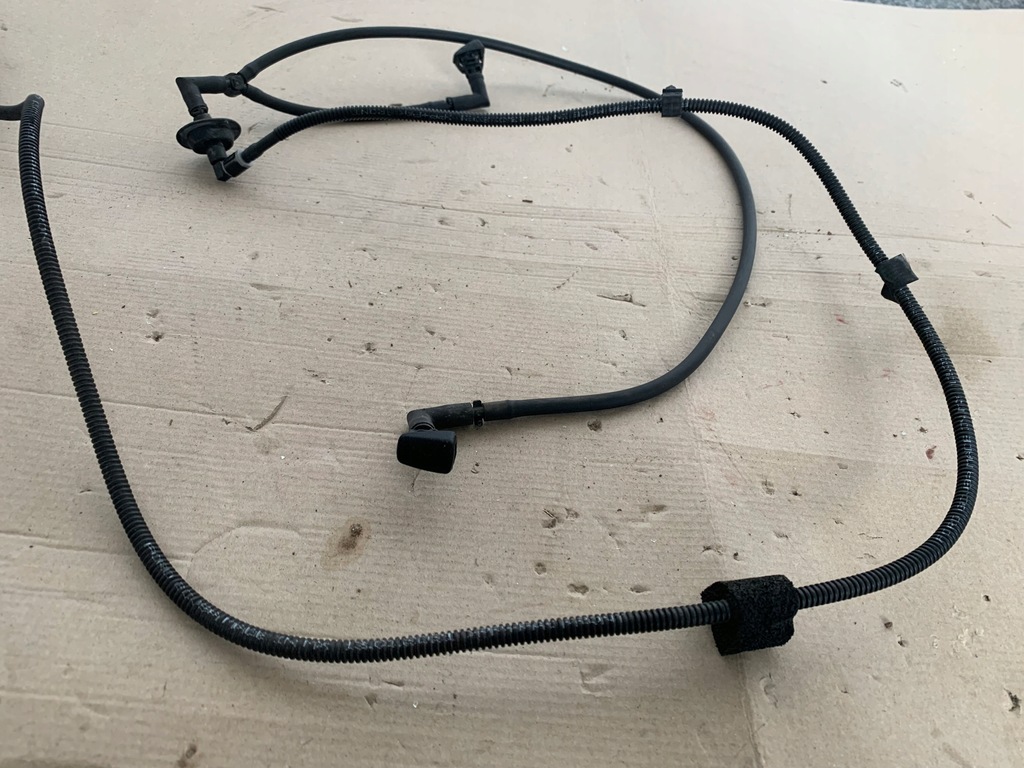 фото №7, Ford mustang mach-e rwd 21r форсунки шланг омивача оригінал