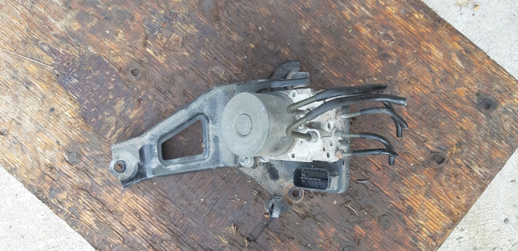 фото №1, Насос abs toyota sienna 11-20r модуль