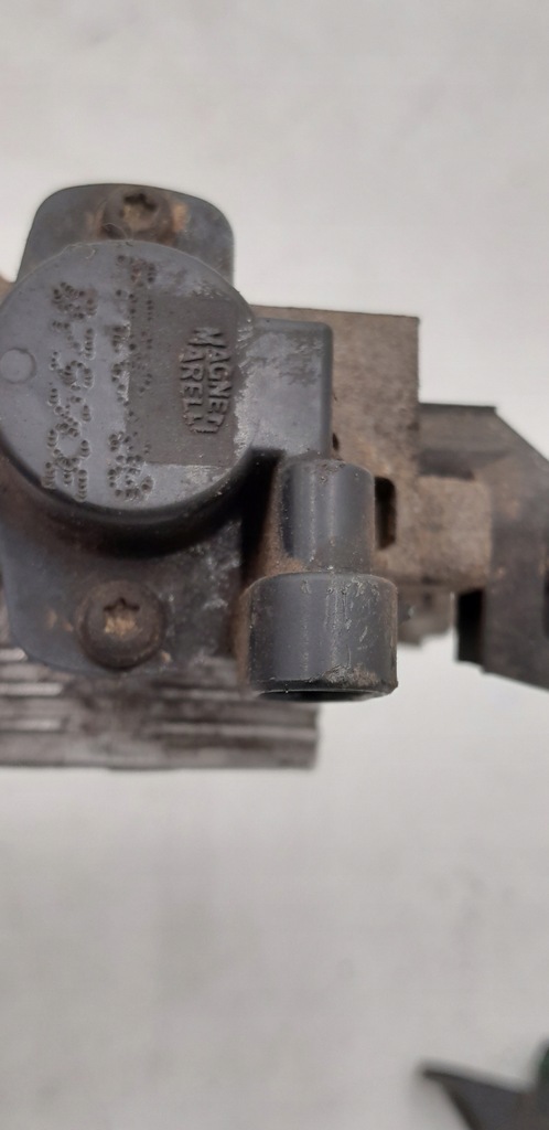 фото №11, Дроссельная заслонка peugeot 206 1.6 i psa630