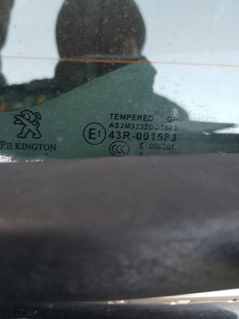 фото №5, Стекло крышки 2016r peugeot 208