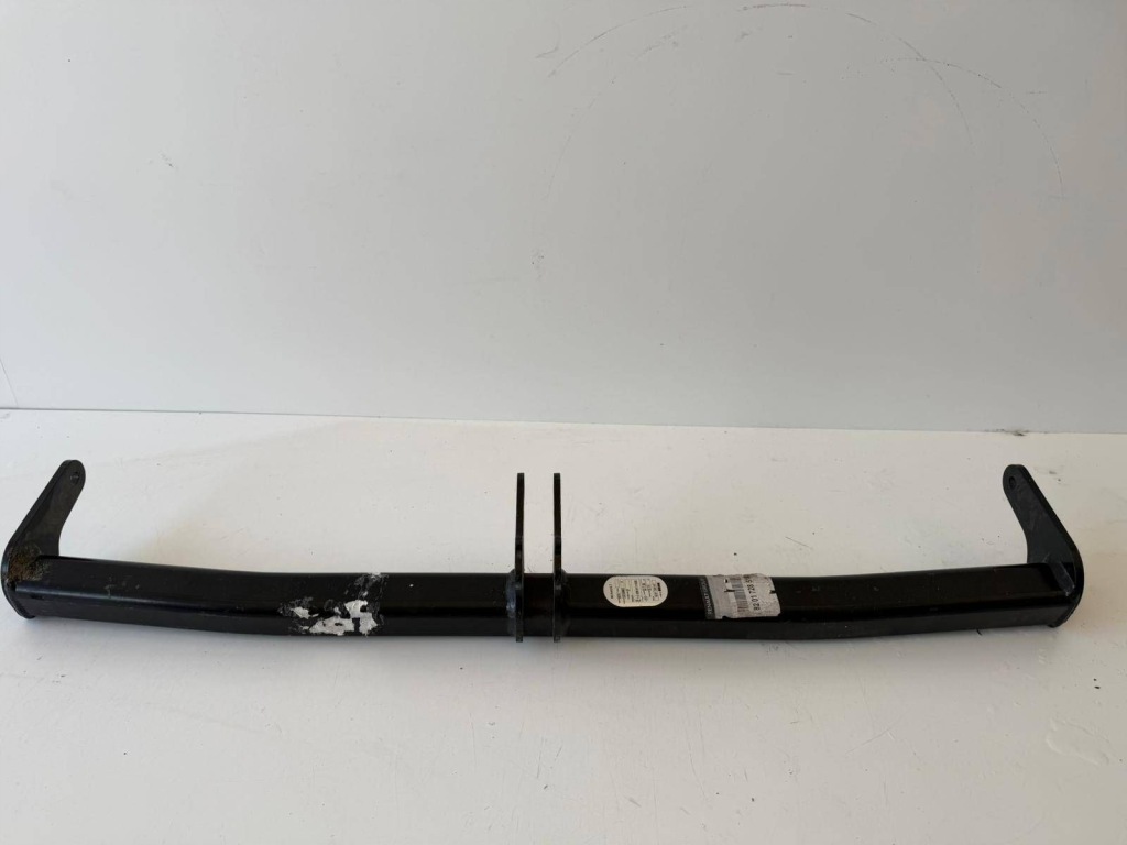 фото №1, Renault express hak буксировочный балка 8201728518 оригинал