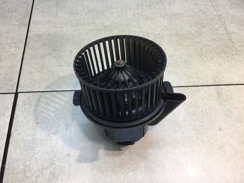 фото №1, Вентилятор воздуходувка citroen c4 i u2331001