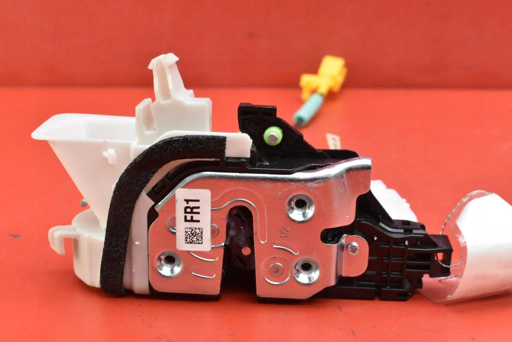 фото №5, Замок дверь правый перед передний eu 813d0be000 hyundai kona 2 ii 22-