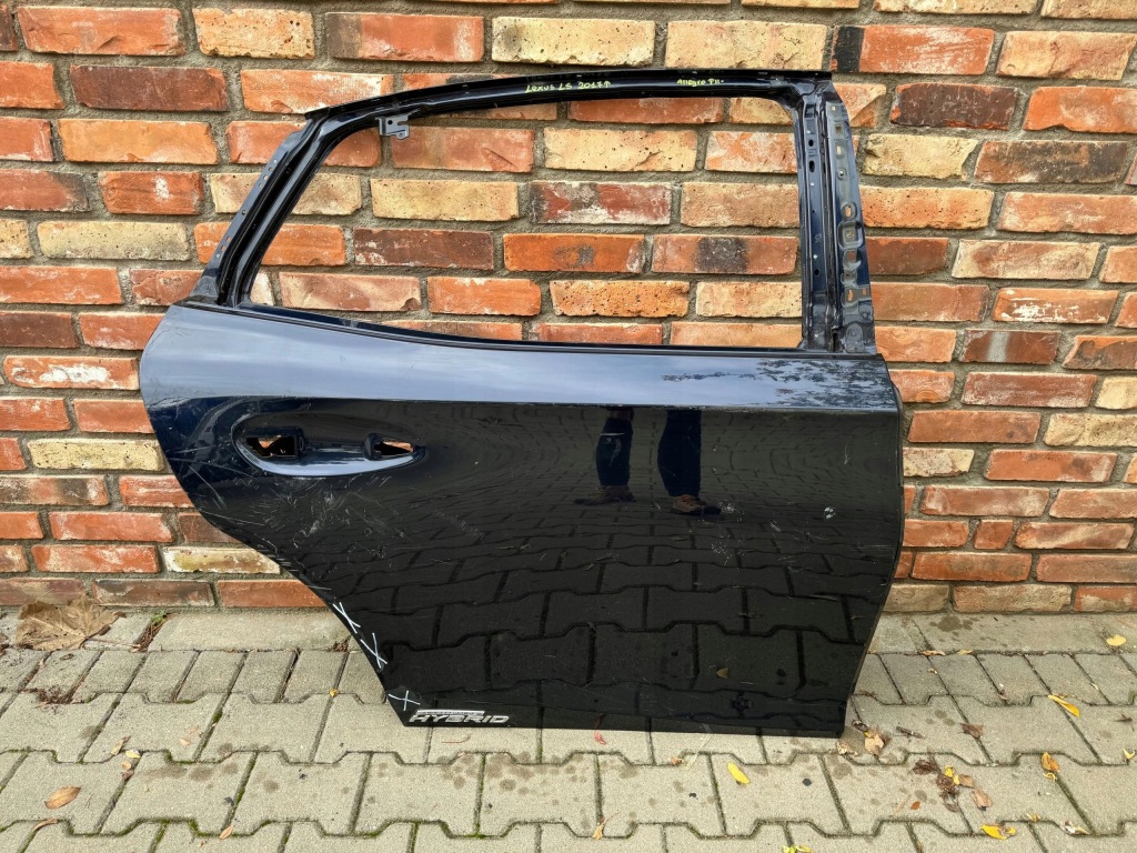 фото №1, Lexus ls 2017- дверь задние правое giełda poznań