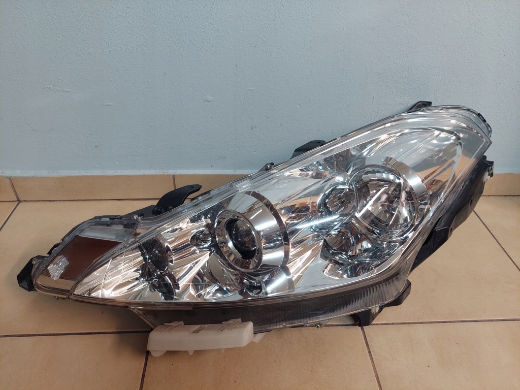 Купити Peugeot 4007 ксенон ліва