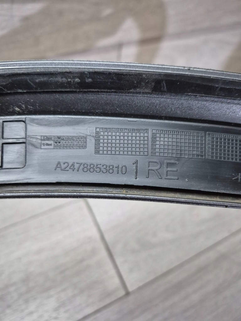 13711. mercedes eqa eqb молдинг крыло правый задняя a2478853810 Киев