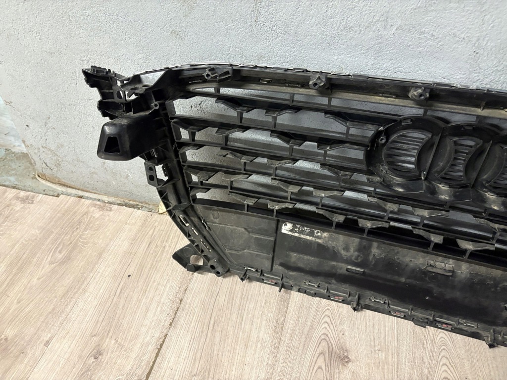 Audi q2 81a решётка радиатора решётка  радиатора перед 81a853651 Цена