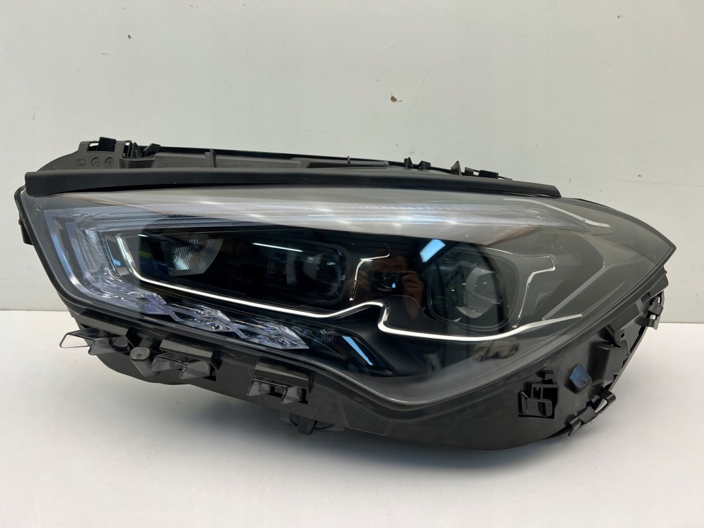 Купить Mercedes cla w118 рестайлинг  фара передняя левая full led n 2023-
