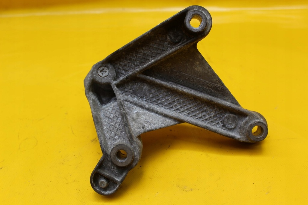 фото №7, Кронштейн опора коробки clio iii 1.2 tb 8200043084