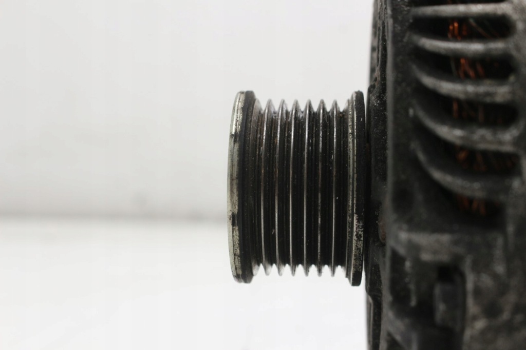 Генератор 8200960538 1.6 2.0 dci renault Доставка