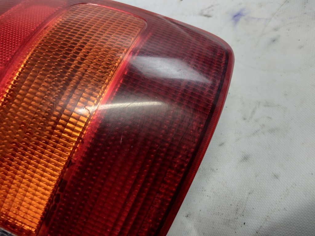 фото №10, Лампа правий задня honda civic vi 6 hb 3d