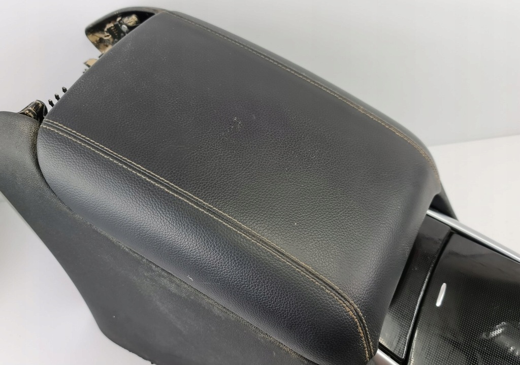 фото №3, Туннель средний подлокотник mercedes r-kl w251