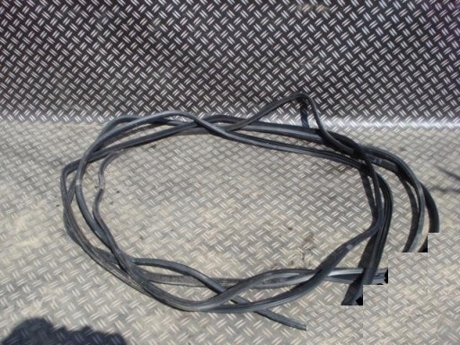 фото №1, Volvo v70 xc70 01- прокладка навколо двері