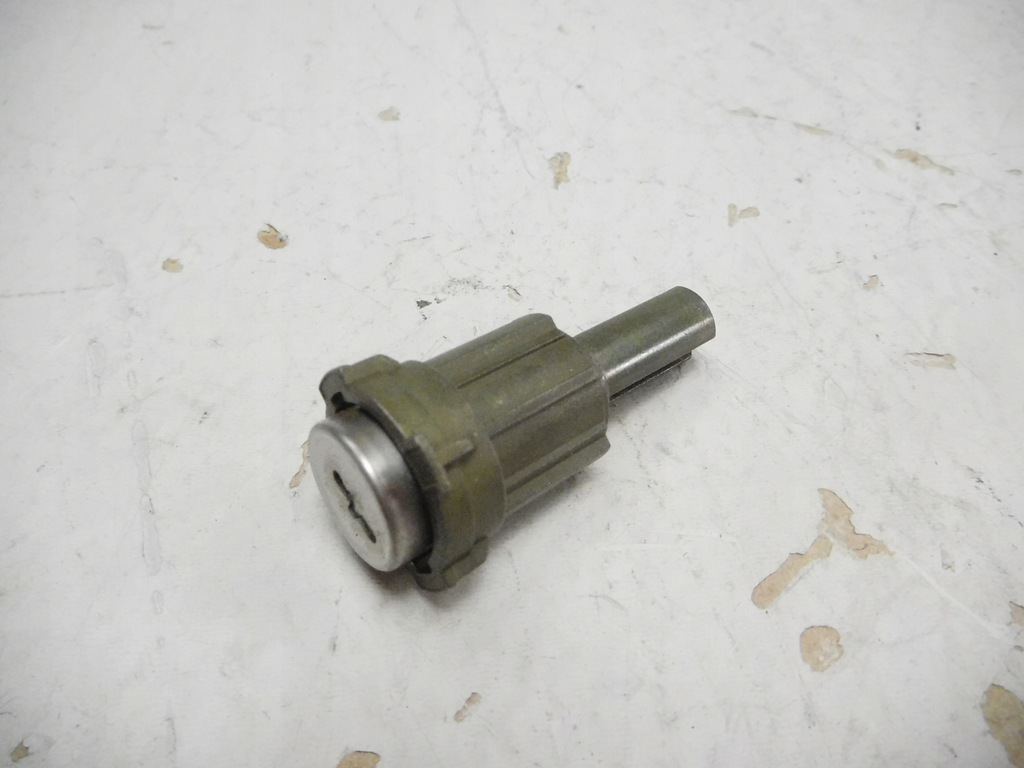 фото №6, Кришка заливної пального з замком citroen c4 1508.c4