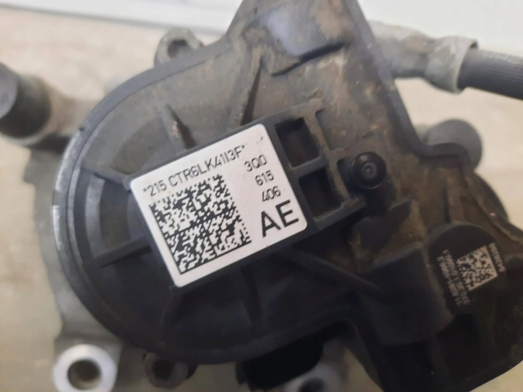 Супорт гальмівний електричний правий задній arteon passat b8 Недорого