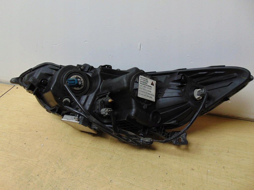 фото №13, Лампа правая перед ксенон europa демонтаж honda accord viii