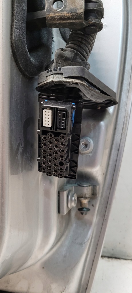 фото №11, Двері праве ліва porsche 911 996 carrera повний