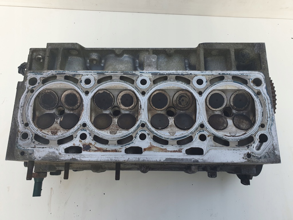 фото №9, Головка комплектная валы коромысла bud 1.4 16v vw skoda seat