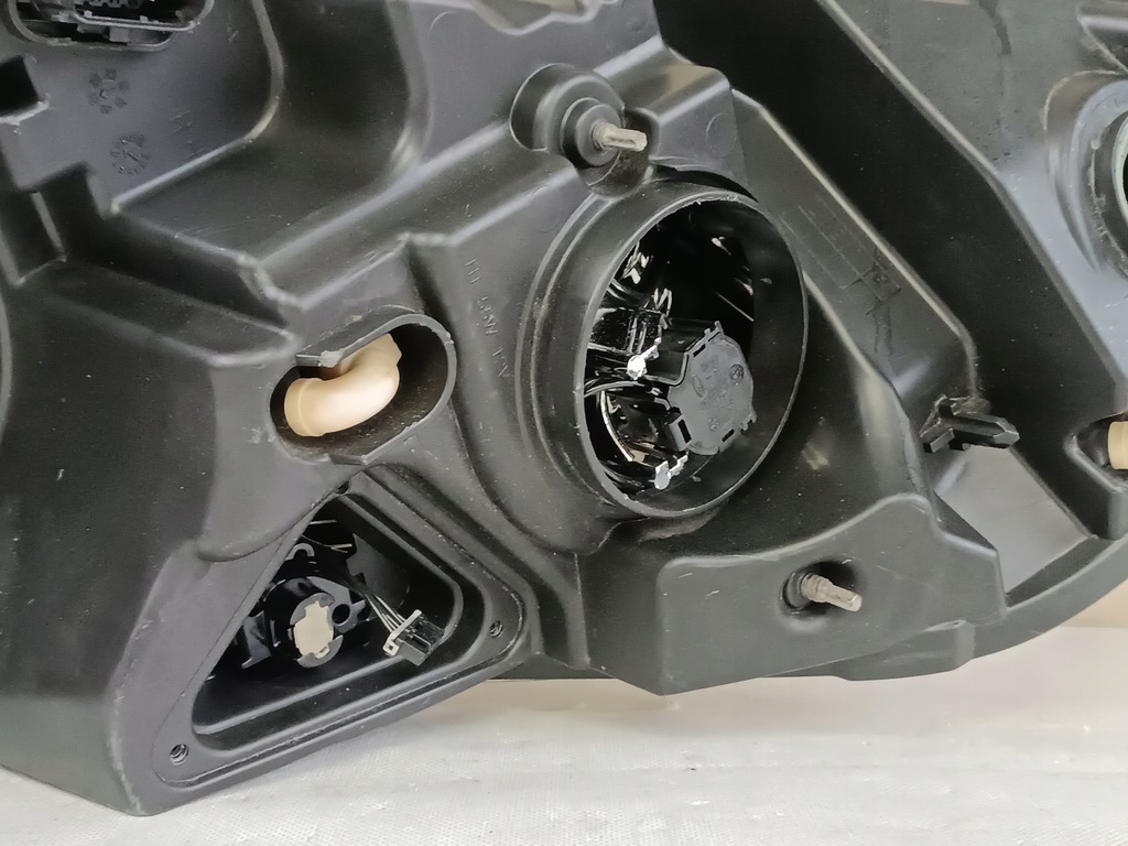 фото №12, Opel movano b lift лампа правая передняя led 260107241r