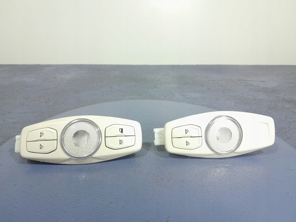 фото №1, Ford kuga mk2 лампа освещение салона потолочный 2 szt cj5a-13k767-gg