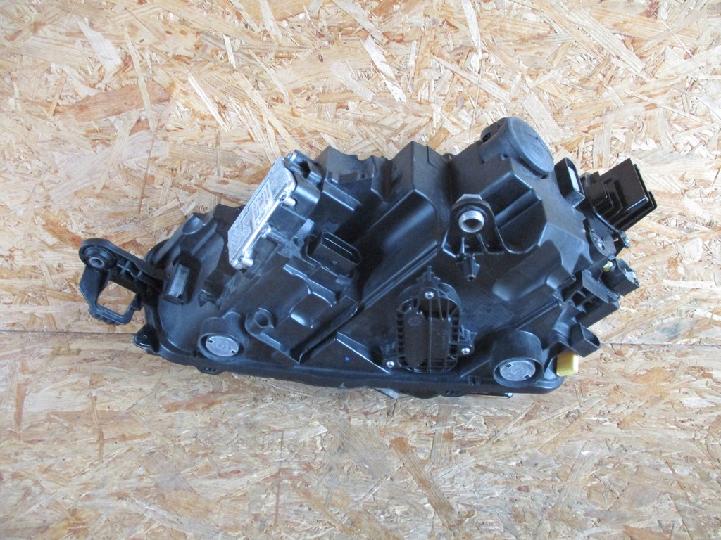 фото №13, Лампа правая передняя skoda scala full led