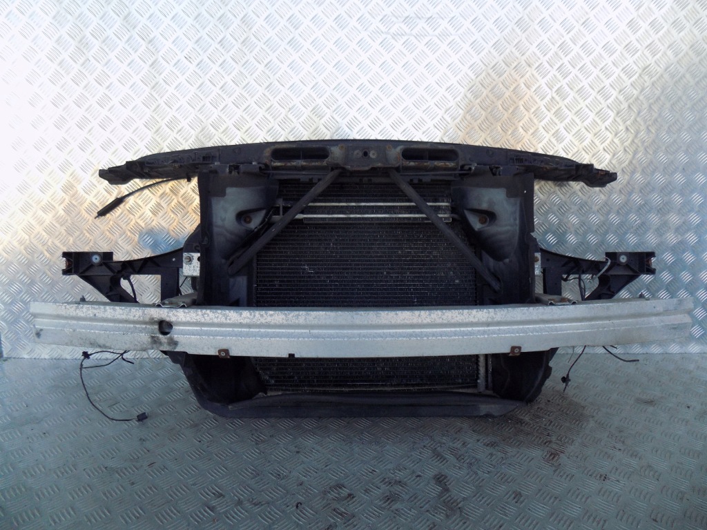 фото №1, Bmw x3 e83 kompletny pas передній перед