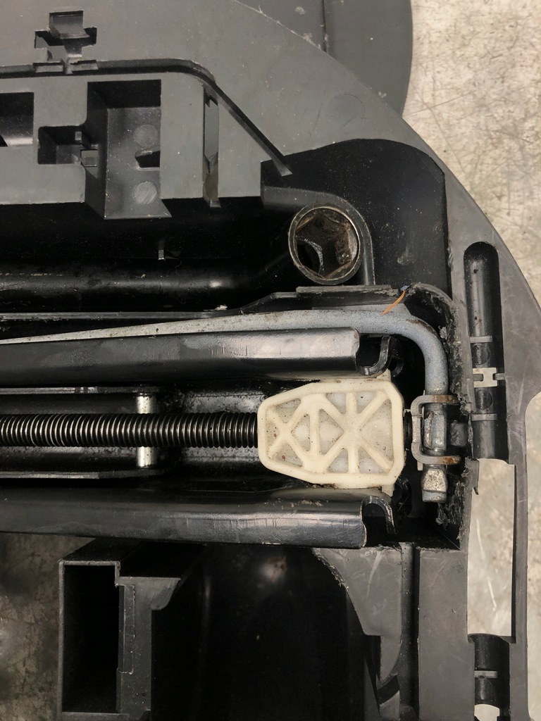 фото №4, Набір ремонтний домкрат вушко ключ renault clio iii