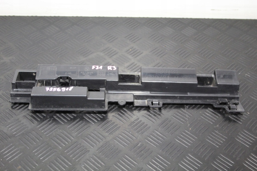 Купить Кронштейн  кронштейн порог правое  bmw 3 f30 f31 7256918