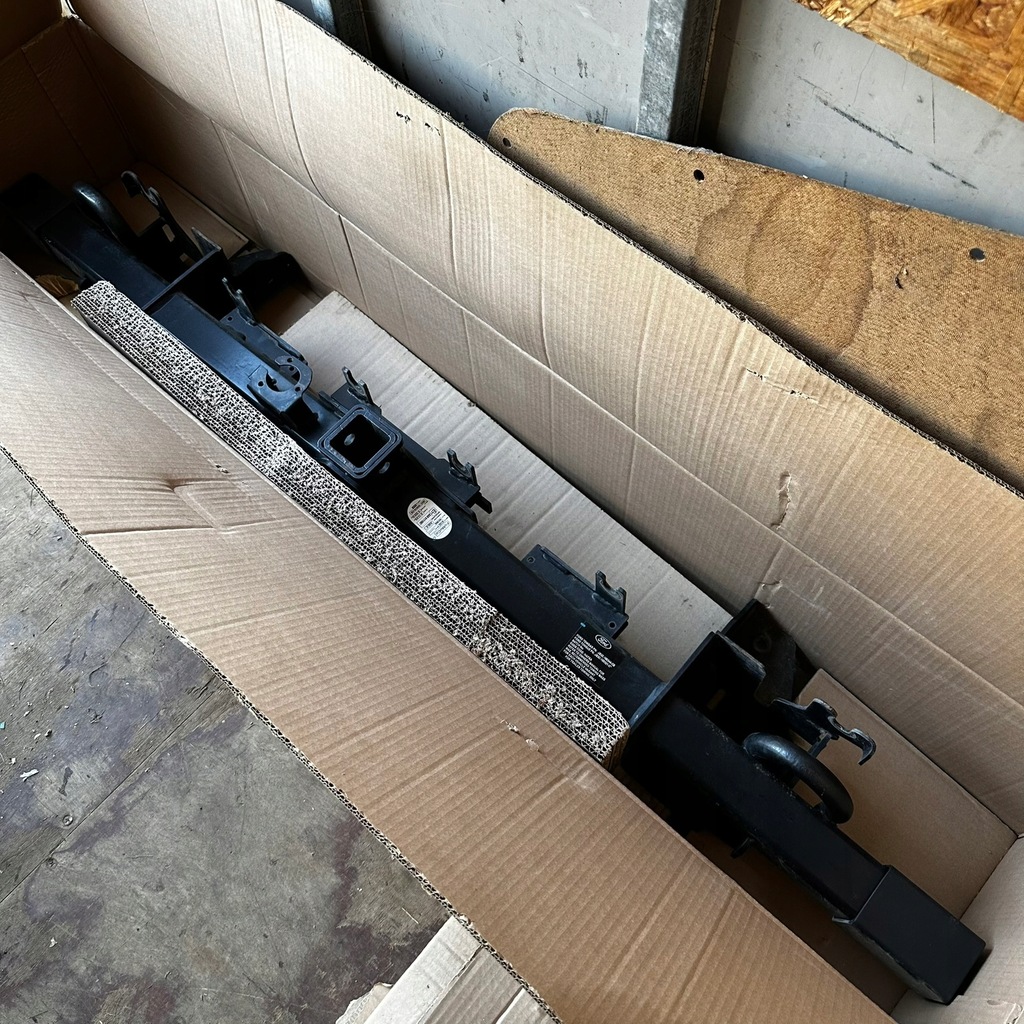 фото №1, Новый hak буксировочный балка фаркоп ford ranger raptor оригинальный номер jb3c-19d520-cb