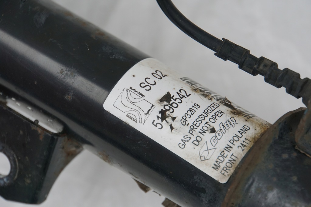 фото №8, Амортизаторна стійка поворотний кулак перед лівий fiat grande punto evo 1.3 m-jet